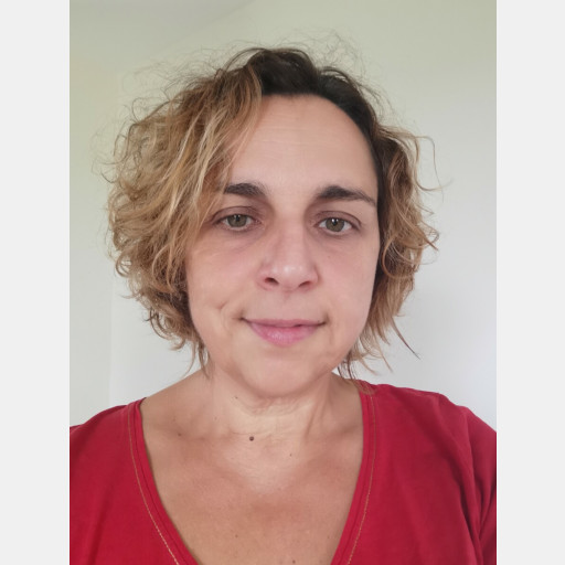Delphine Cazat